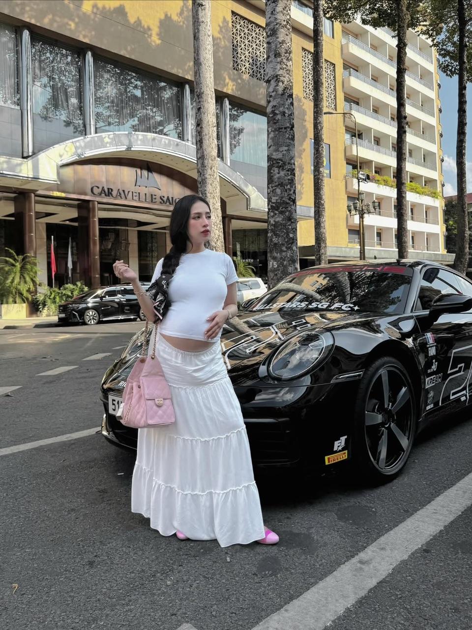 Từ thiên kim tiểu thư đến mẹ 4 con: Joyce Phạm nuôi con nhẹ nhàng mà vẫn hiệu quả- Ảnh 6. Từ thiên kim tiểu thư đến mẹ 4 con: Joyce Phạm nuôi con nhẹ nhàng mà vẫn hiệu quả- Ảnh 6.
