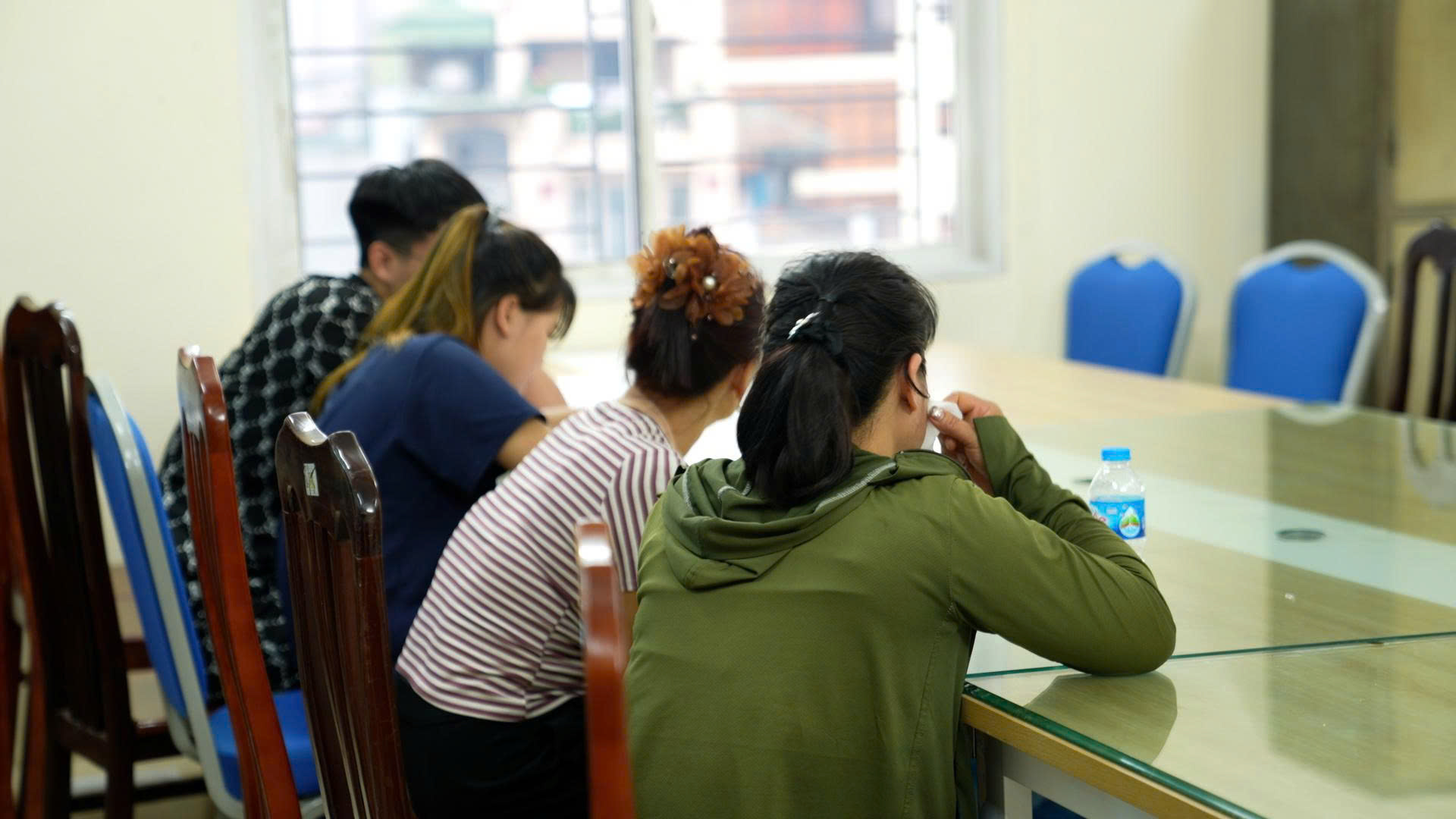 Chi tiết "đường đi" của 50 con heo bệnh được tuồn vào các nhà hàng, chợ ở Hà Nội mỗi ngày - Ảnh 4. Chi tiết "đường đi" của 50 con heo bệnh được tuồn vào các nhà hàng, chợ ở Hà Nội mỗi ngày - Ảnh 4.