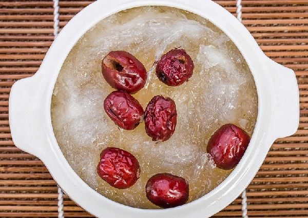 Cứ đến kỳ kinh nguyệt, tôi lại chọn ăn 1 loại quả: Nó là "ngân hàng máu tự nhiên" vừa bổ sung máu vừa thải độc giúp da mịn sáng - Ảnh 4. Cứ đến kỳ kinh nguyệt, tôi lại chọn ăn 1 loại quả: Nó là "ngân hàng máu tự nhiên" vừa bổ sung máu vừa thải độc giúp da mịn sáng - Ảnh 4.