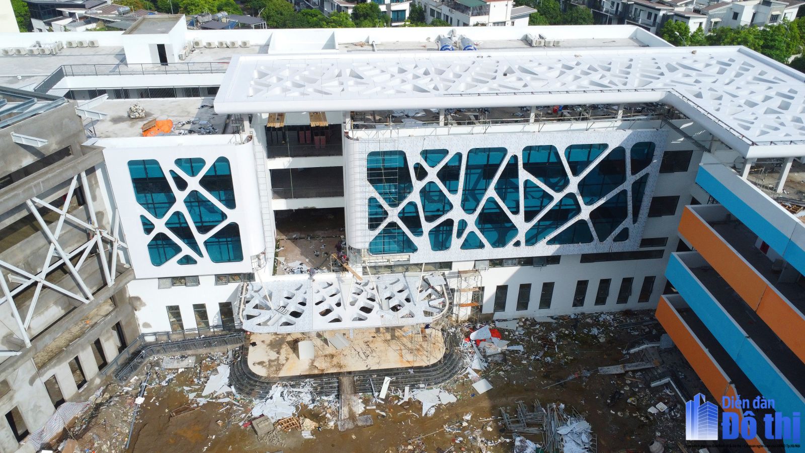Thêm 1 trường TIỂU HỌC CÔNG LẬP đang dần hoàn thiện khiến phụ huynh Hà Nội phấn khích: Hoành tráng quá!- Ảnh 2. Thêm 1 trường TIỂU HỌC CÔNG LẬP đang dần hoàn thiện khiến phụ huynh Hà Nội phấn khích: Hoành tráng quá!- Ảnh 2.