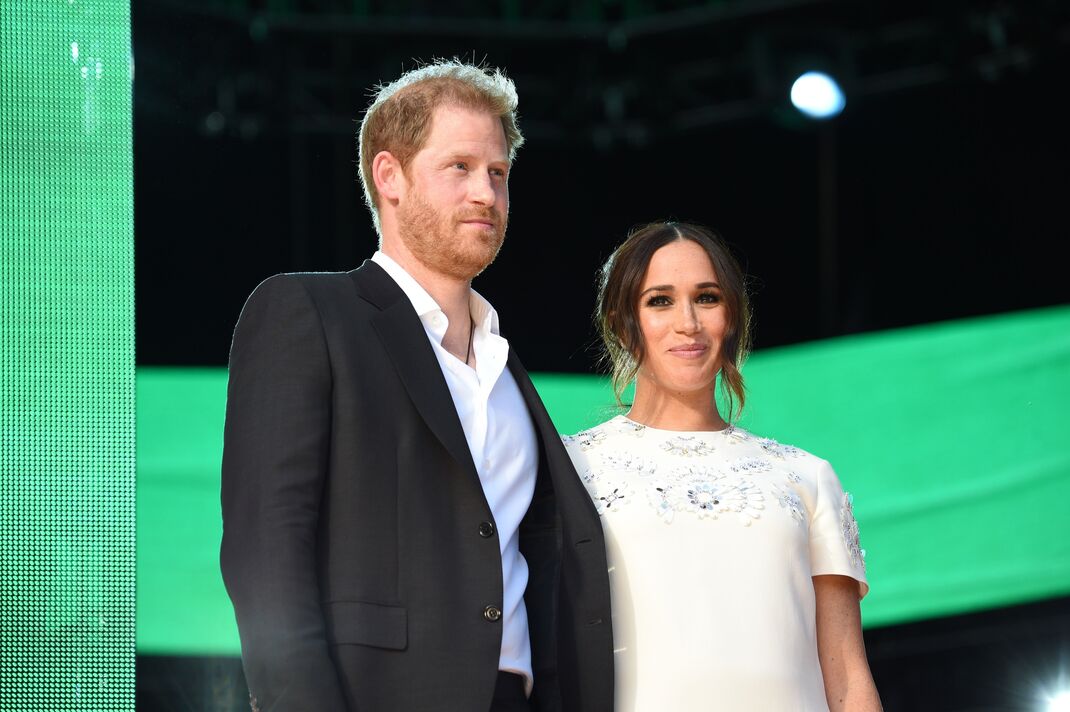 Harry chuẩn bị món quà không giống ai cho Meghan nhân dịp sinh nhật tuổi 44- Ảnh 1. Harry chuẩn bị món quà không giống ai cho Meghan nhân dịp sinh nhật tuổi 44- Ảnh 1.