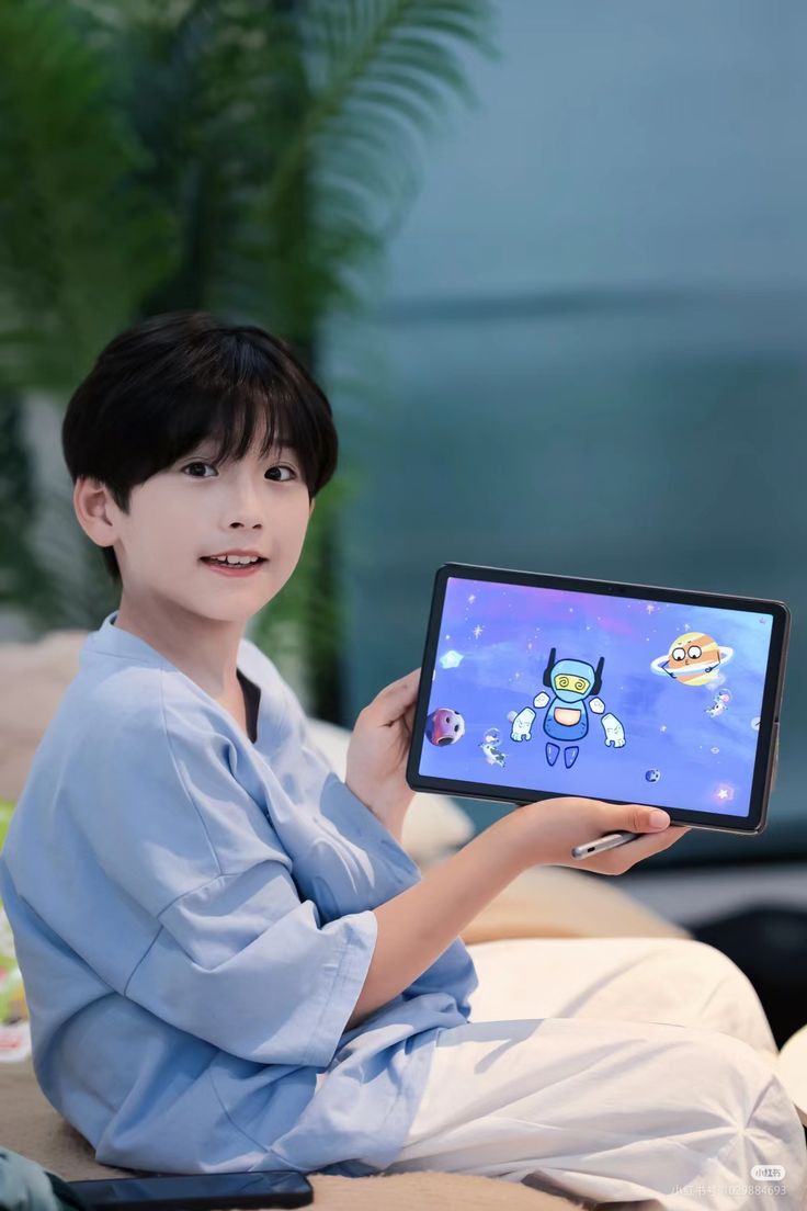 Gen Alpha đang chơi game gì? Mẹ trẻ thời 4.0 vẫn hoa cả mắt khi cậu con trai Gen Alpha nhắc đến &quot;vũ trụ game Roblox&quot;- Ảnh 1.