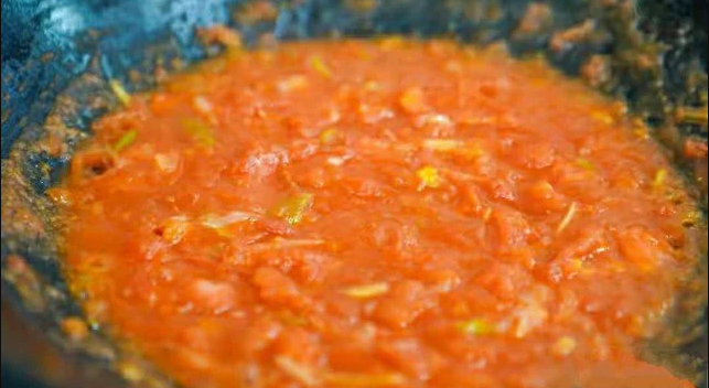"Đâu mới là cách nấu canh trứng cà chua ngon nhất?": Mách bạn mẹo giúp "hoa" trứng đẹp, mịn và ngon - Ảnh 5. "Đâu mới là cách nấu canh trứng cà chua ngon nhất?": Mách bạn mẹo giúp "hoa" trứng đẹp, mịn và ngon - Ảnh 5.