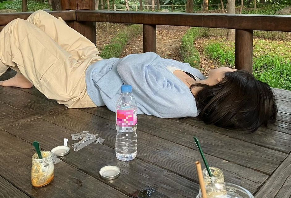 Sạch quá hóa bệnh: Người phụ nữ đang khỏe mạnh "lăn ra" nhồi máu não vì ăn xong vội làm 1 việc - Ảnh 3. Sạch quá hóa bệnh: Người phụ nữ đang khỏe mạnh "lăn ra" nhồi máu não vì ăn xong vội làm 1 việc - Ảnh 3.