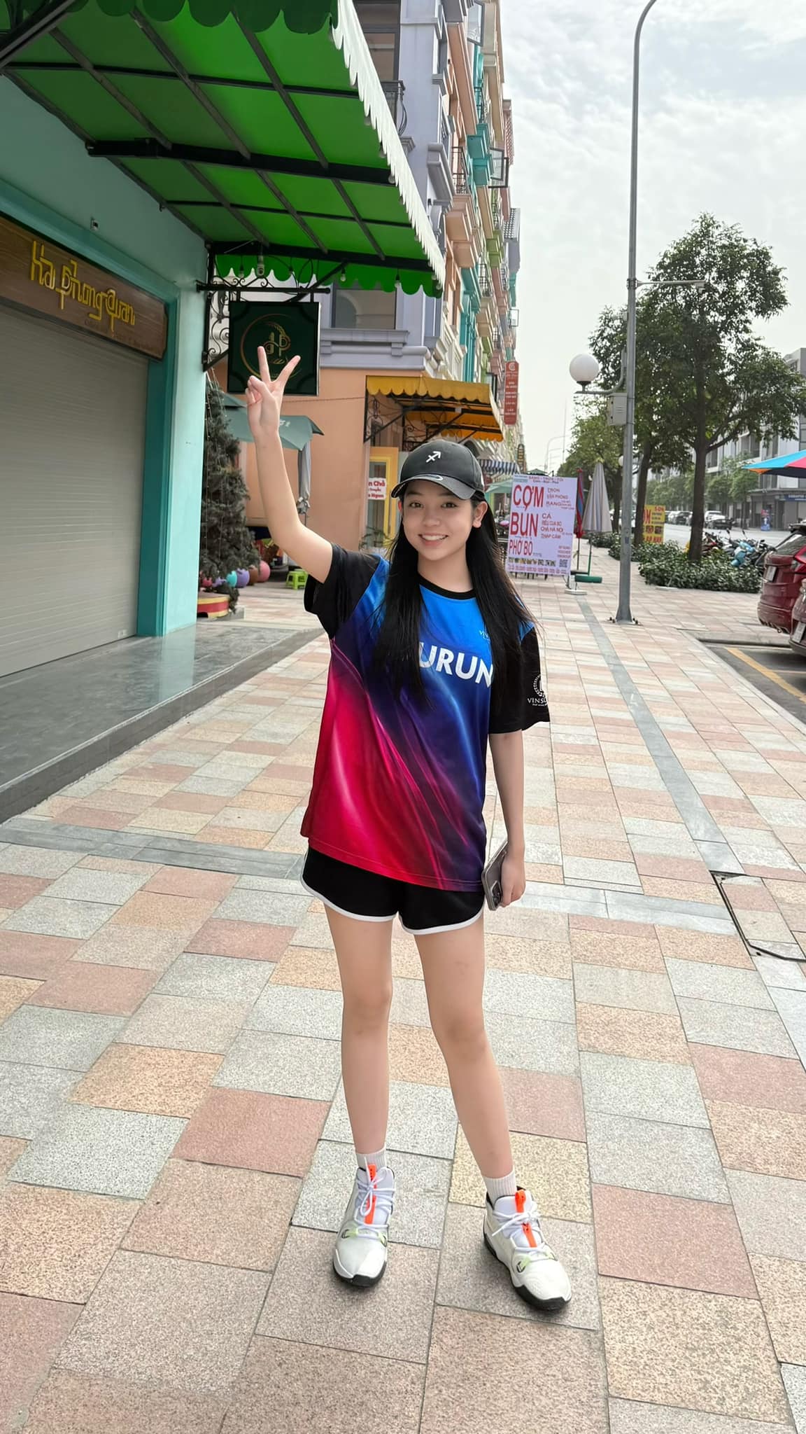 Sao nhí hot nhất nhì showbiz Việt dậy thì thành công ở tuổi 14, được kỳ vọng là hoa hậu tương lai- Ảnh 2.