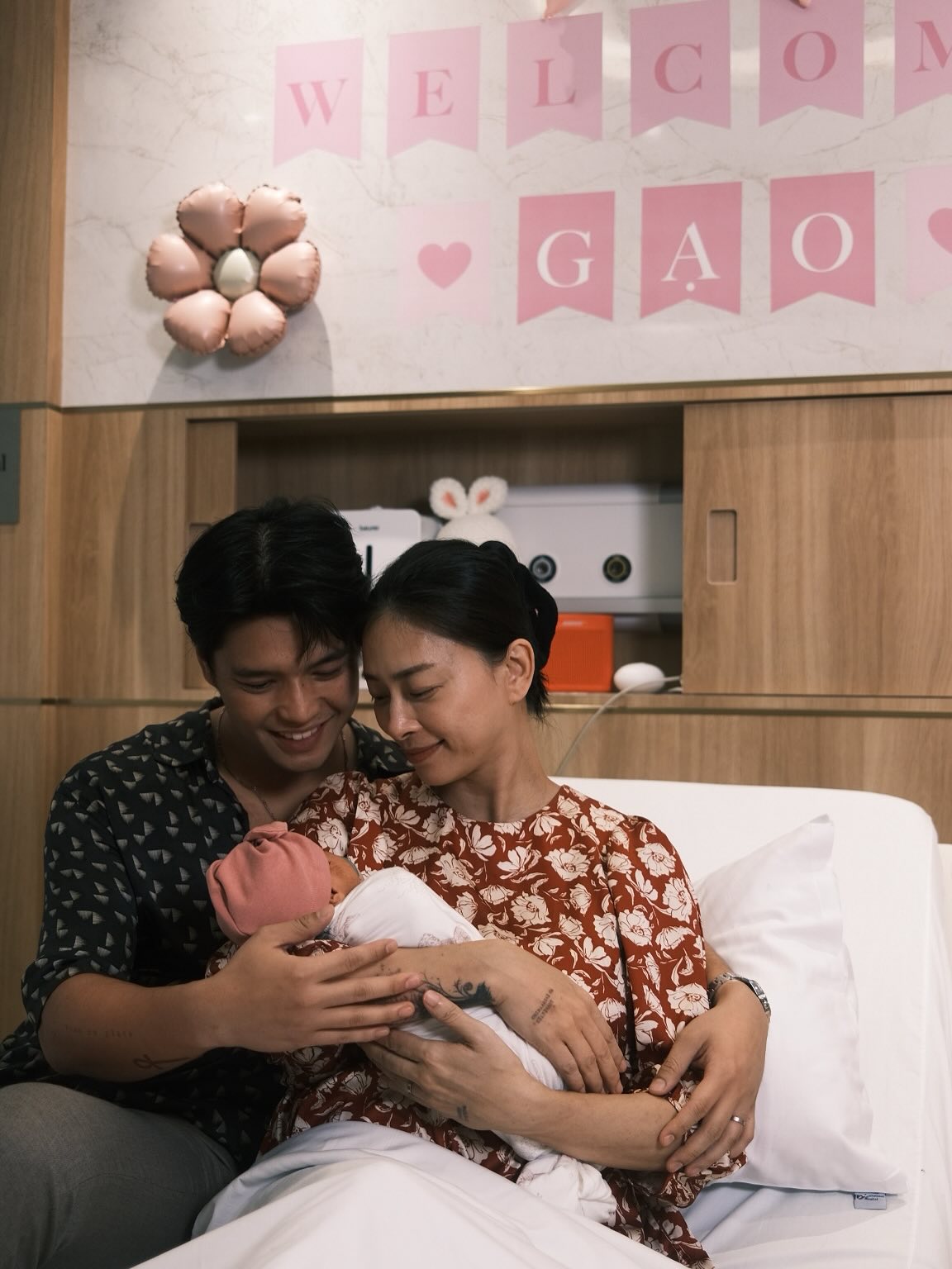 &quot;Đầu thai đúng nhà rồi con ơi&quot;: Ái nữ nhà Ngô Thanh Vân - Huy Trần trở thành em bé hot nhất cõi mạng, lý do là đây! - Ảnh 1.