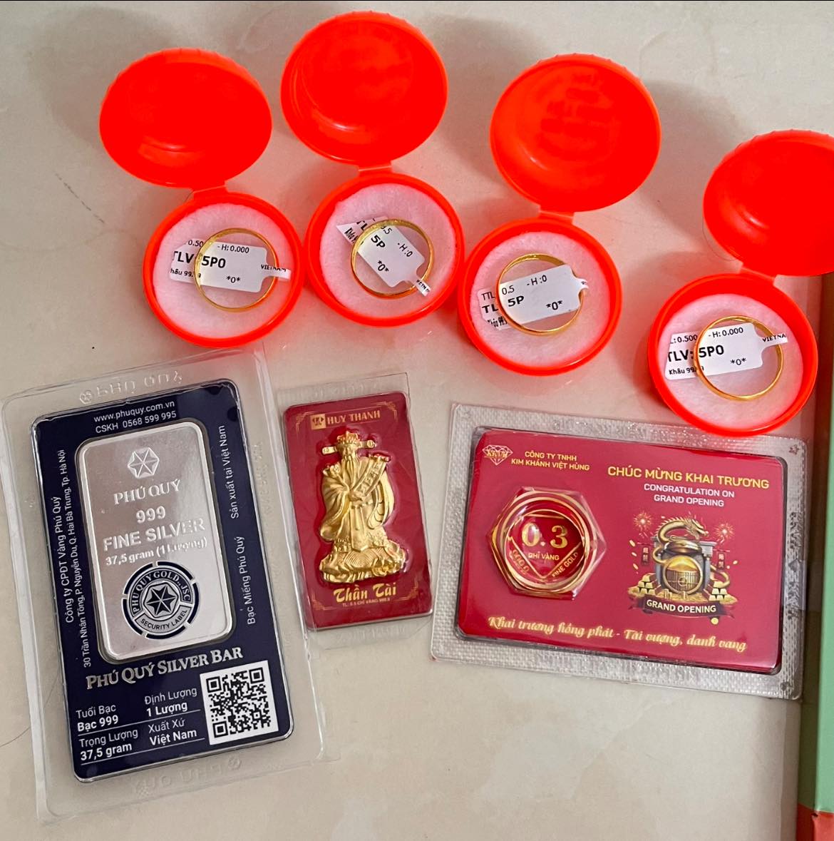 Cách cặp vợ chồng ở Đà Nẵng mua nhà, mua vàng với mức thu nhập 27 triệu/tháng - Ảnh 1.