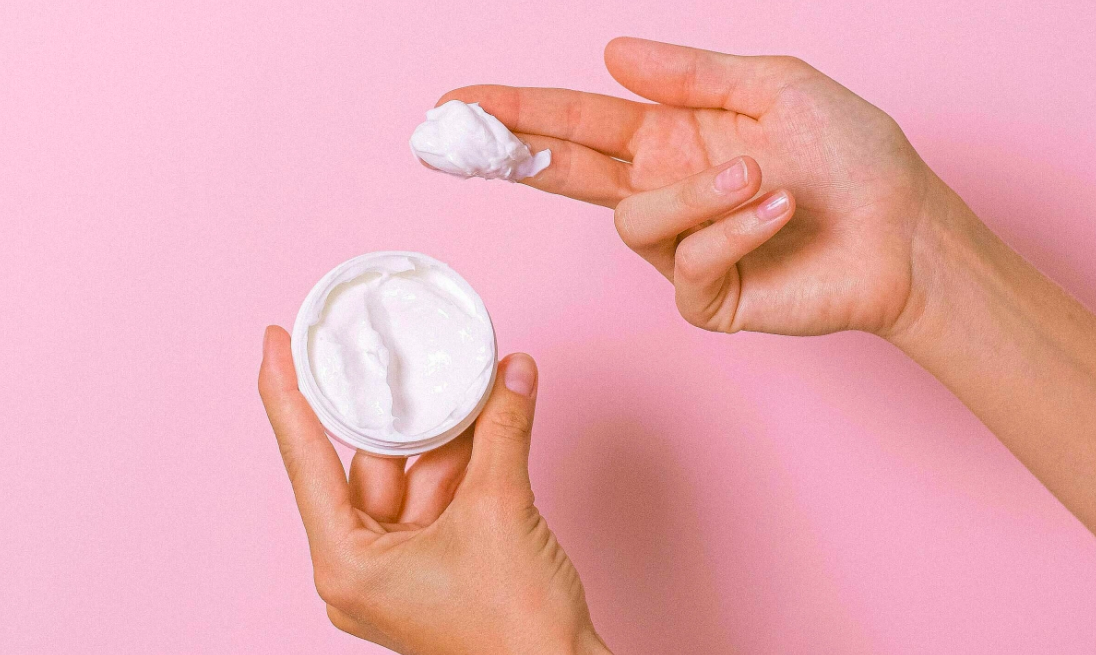 Thu hồi, tiêu huỷ 5 mỹ phẩm trị nám dưỡng da do sai lệch công thức - Ảnh 2.
