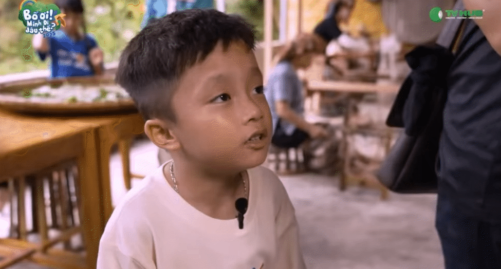 Bố ơi, mình đi đâu thế? tập 13: Con trai Duy Hưng vượt qua sợ hãi, con gái Trung Ruồi đòi 'treo bố lên gốc cây'- Ảnh 5. Bố ơi, mình đi đâu thế? tập 13: Con trai Duy Hưng vượt qua sợ hãi, con gái Trung Ruồi đòi 'treo bố lên gốc cây'- Ảnh 5.