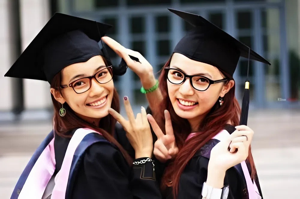 Đây là ngành lọt top điểm chuẩn cao nhất năm ngoái: Lương có thể tới 2.000 USD/tháng nếu làm ở công ty đa quốc gia!- Ảnh 2. Đây là ngành lọt top điểm chuẩn cao nhất năm ngoái: Lương có thể tới 2.000 USD/tháng nếu làm ở công ty đa quốc gia!- Ảnh 2.
