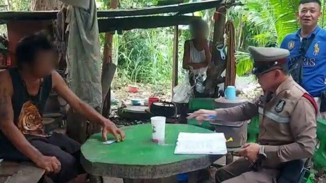 Bị cáo buộc xâm hại nữ sinh 14 tuổi, thầy giáo ở Thái Lan rút súng bắn tử vong người thân của cô bé - Ảnh 2. Bị cáo buộc xâm hại nữ sinh 14 tuổi, thầy giáo ở Thái Lan rút súng bắn tử vong người thân của cô bé - Ảnh 2.