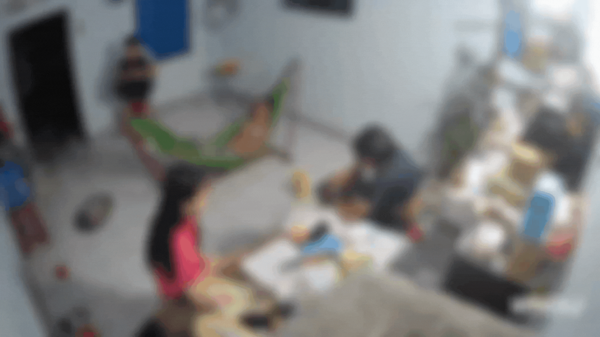 Vụ anh trai đánh em gái gây phẫn nộ: Công an Quảng Ngãi vào cuộc, nạn nhân nói về nguyên nhân đăng clip lên MXH - Ảnh 1. Vụ anh trai đánh em gái gây phẫn nộ: Công an Quảng Ngãi vào cuộc, nạn nhân nói về nguyên nhân đăng clip lên MXH - Ảnh 1.