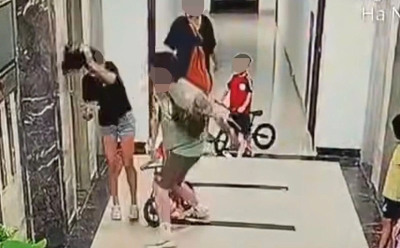Là một người bố, tôi nói thẳng: Khi người lớn giải quyết mâu thuẫn bằng &quot;cái đầu nóng&quot;, thứ trẻ &quot;học&quot; được chỉ là sự côn đồ! - Ảnh 1.
