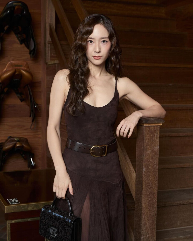 krystal-jung-for-ralph-lauren-new-york-fashion-week-documents-21-1754971644050740594719-1754987818726-175498782386311842763.jpeg