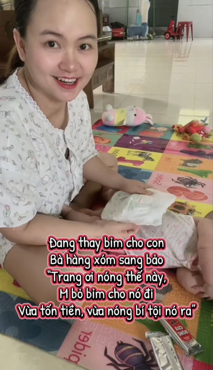 Bà hàng xóm thích góp ý Bà hàng xóm thích góp ý