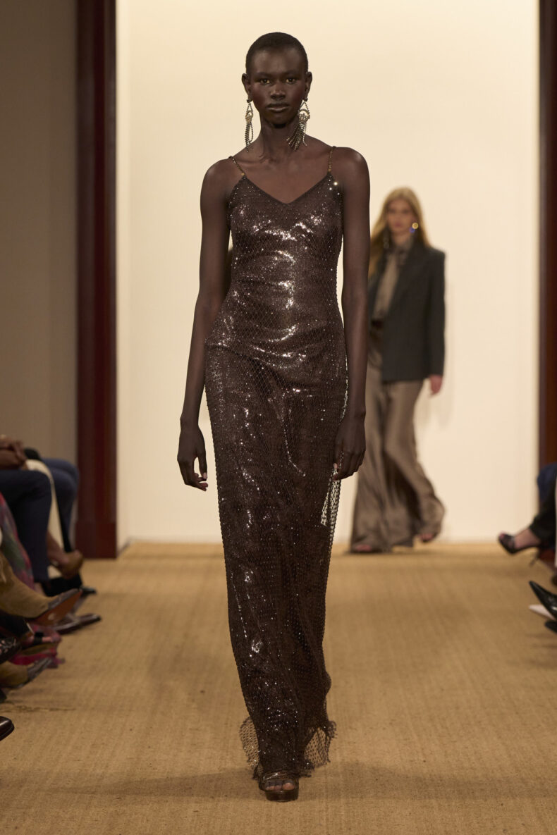 ralph-lauren-po-f24-034-790x1185-17549763883601556690961-1754987846174-1754987846314336913870.jpg