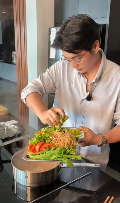 &quot;Đầu thai đúng nhà rồi con ơi&quot;: Ái nữ nhà Ngô Thanh Vân - Huy Trần trở thành em bé hot nhất cõi mạng, lý do là đây! - Ảnh 5.