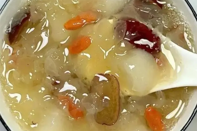 Vì sao người Trung Quốc chuộng uống nước táo trong ngày nóng? - Ảnh 4. Vì sao người Trung Quốc chuộng uống nước táo trong ngày nóng? - Ảnh 4.