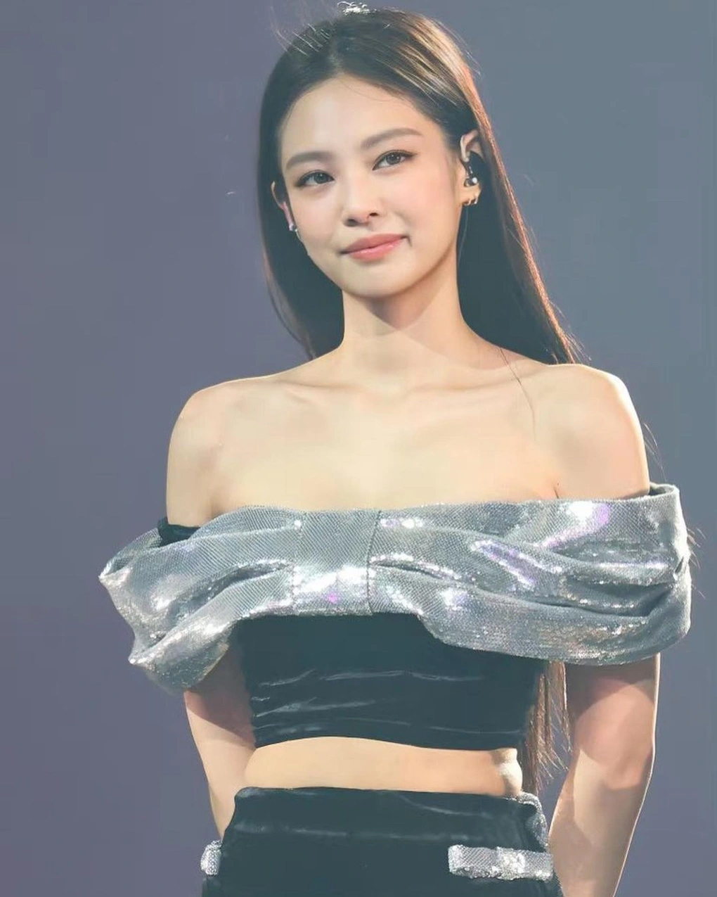 xu-huong-tham-my-bo-vai-jennie4-1754984953762740812147.jpg