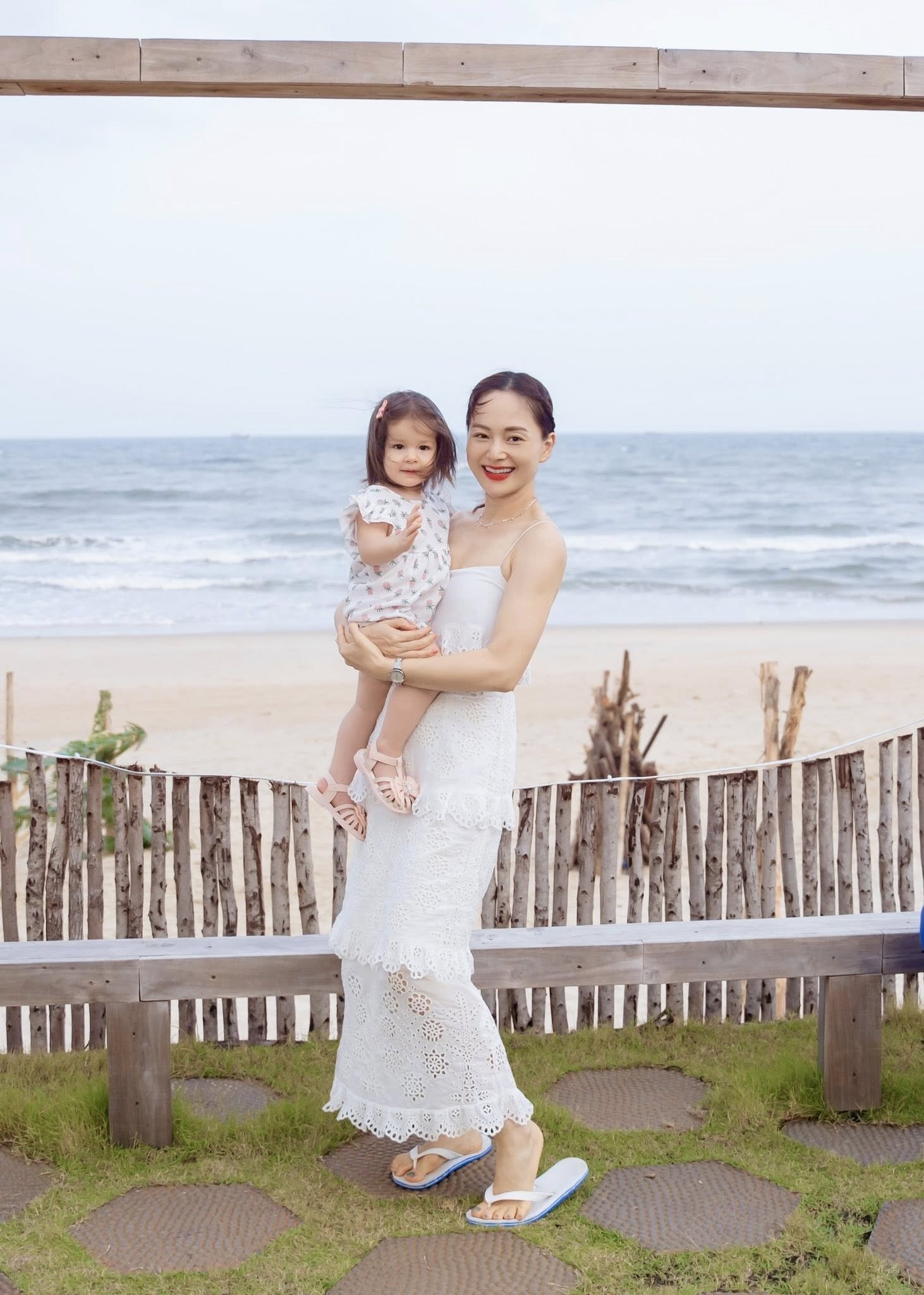 Lan Phương hậu ly hôn chồng Tây: 