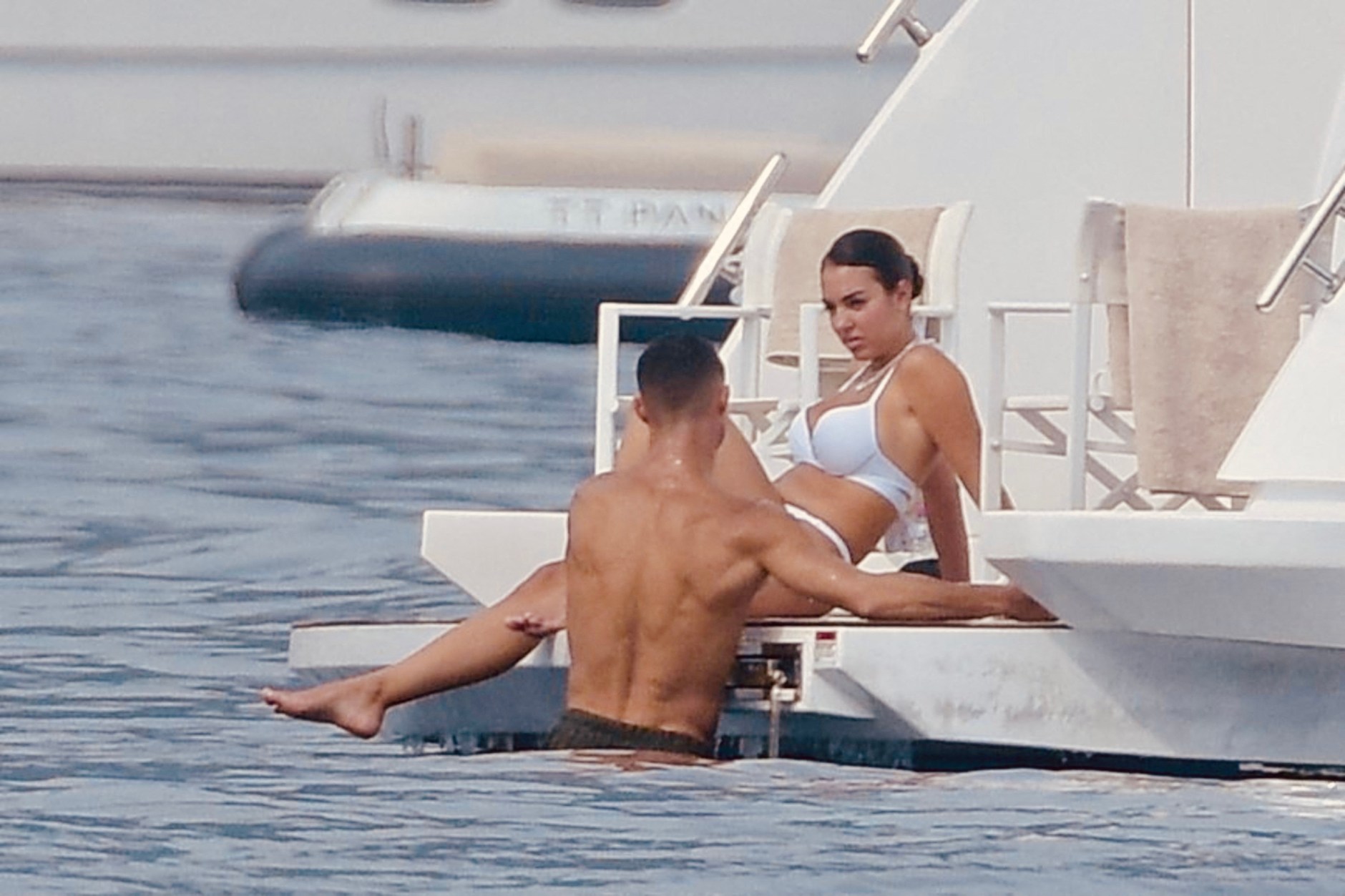 georgina-rodriguez-shows-off-incredible-929561235-1755001092286469081017-1755098600413-17550986005151815412837.jpg
