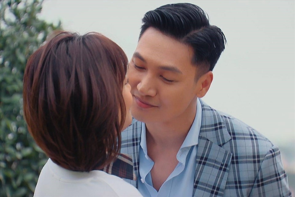 10 lần phim Việt chọn sai nam chính: Mạnh Trường vừa thô vừa sến, hạng 1 ai xem cũng thấy xấu hổ giùm- Ảnh 5. 10 lần phim Việt chọn sai nam chính: Mạnh Trường vừa thô vừa sến, hạng 1 ai xem cũng thấy xấu hổ giùm- Ảnh 5.
