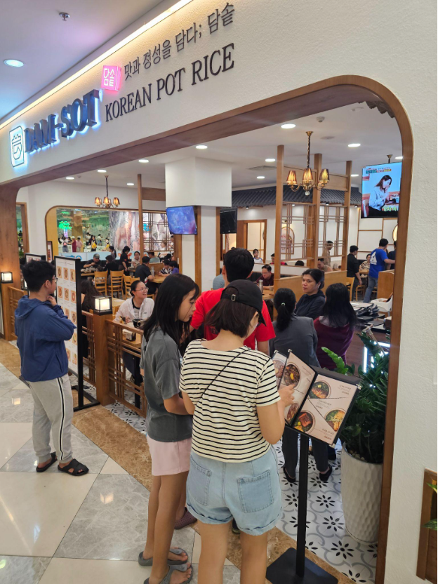 Cơm niêu Hàn Quốc đã có mặt tại Việt Nam - Ảnh 2.