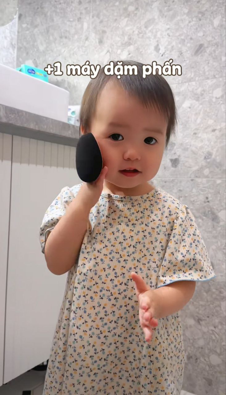 Nami - cô công chúa Gen Alpha chính hiệu: Mẹ Lucie đi vắng là mở ngay vlog làm đẹp, sương sương mà gần 5 triệu lượt xem!- Ảnh 6.