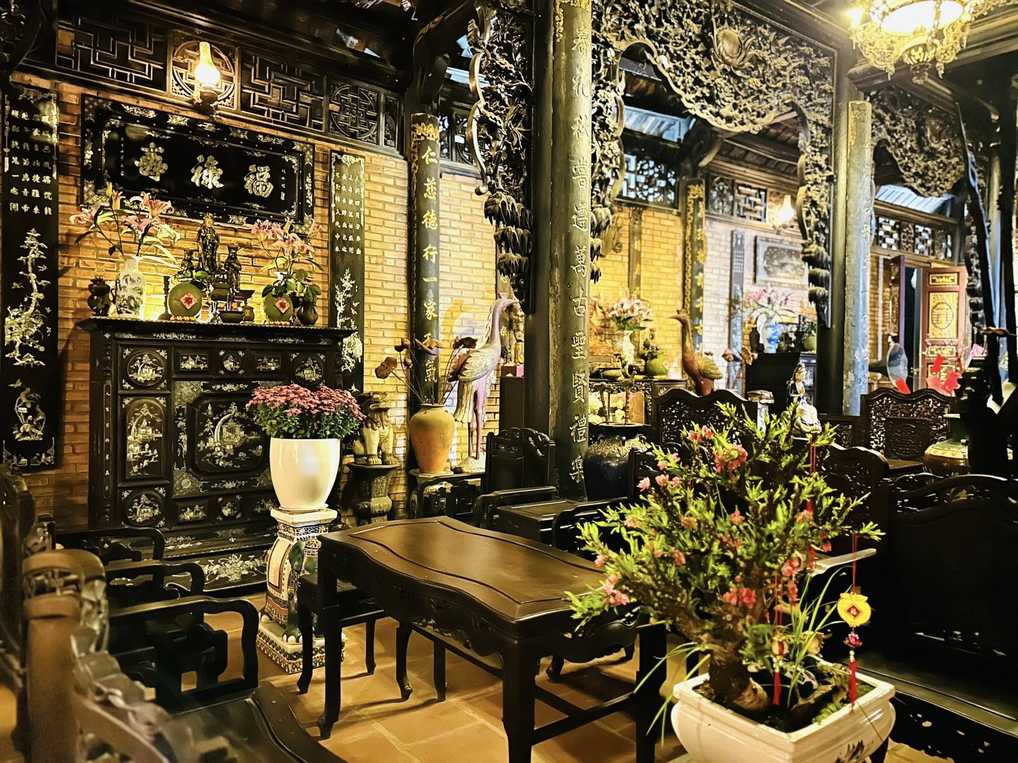 Nhiều nghệ sĩ Việt rao bán nhà từ 10 tỷ đến hơn 100 tỷ đồng - Ảnh 12.