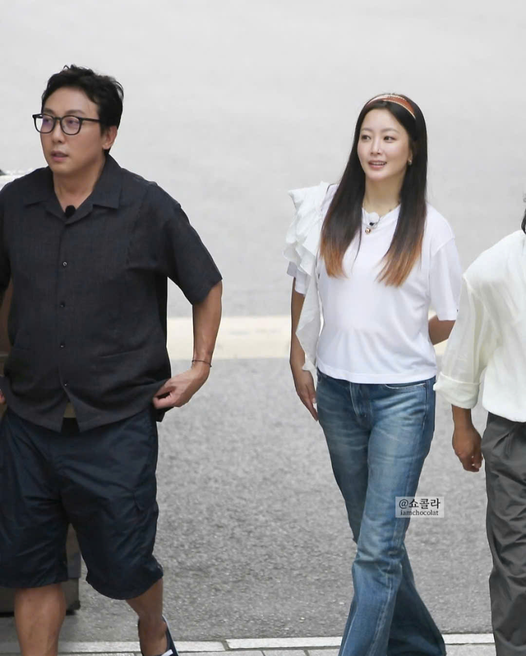 Netizen Hàn choáng trước băng đô của Kim Hee Sun, trông đơn giản mà có giá tận 22 triệu đồng - Ảnh 8.