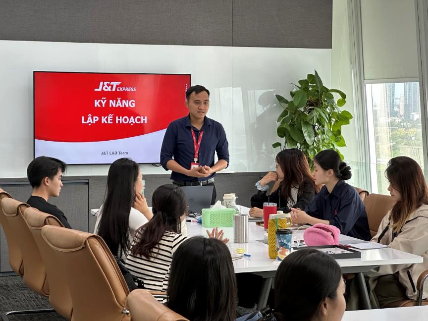 Thực tập sinh - Tạo nguồn: Bệ phóng cho thế hệ trẻ- Ảnh 3.