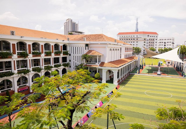 &quot;Cậu ấm&quot; Subeo đi học trở lại sau khi thực tập tại công ty của bố, soi học phí cả tỷ đồng ở trường quốc tế mà choáng - Ảnh 4.