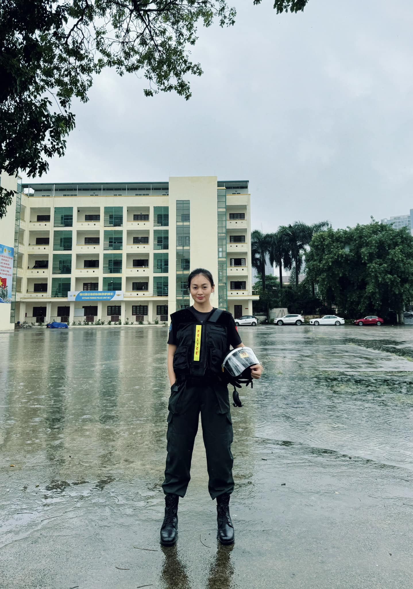 Đại uý Công an xinh đẹp, giỏi võ &quot;quật ngã&quot; quái xế ở Hồ Gươm: Tôi vẫn còn độc thân - Ảnh 4.