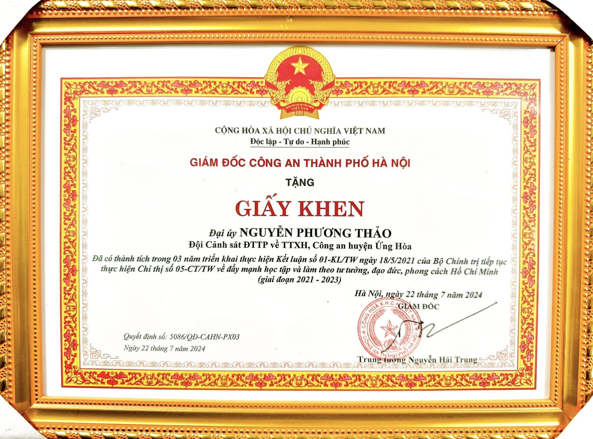 Đại uý Công an xinh đẹp, giỏi võ &quot;quật ngã&quot; quái xế ở Hồ Gươm: Tôi vẫn còn độc thân - Ảnh 8.