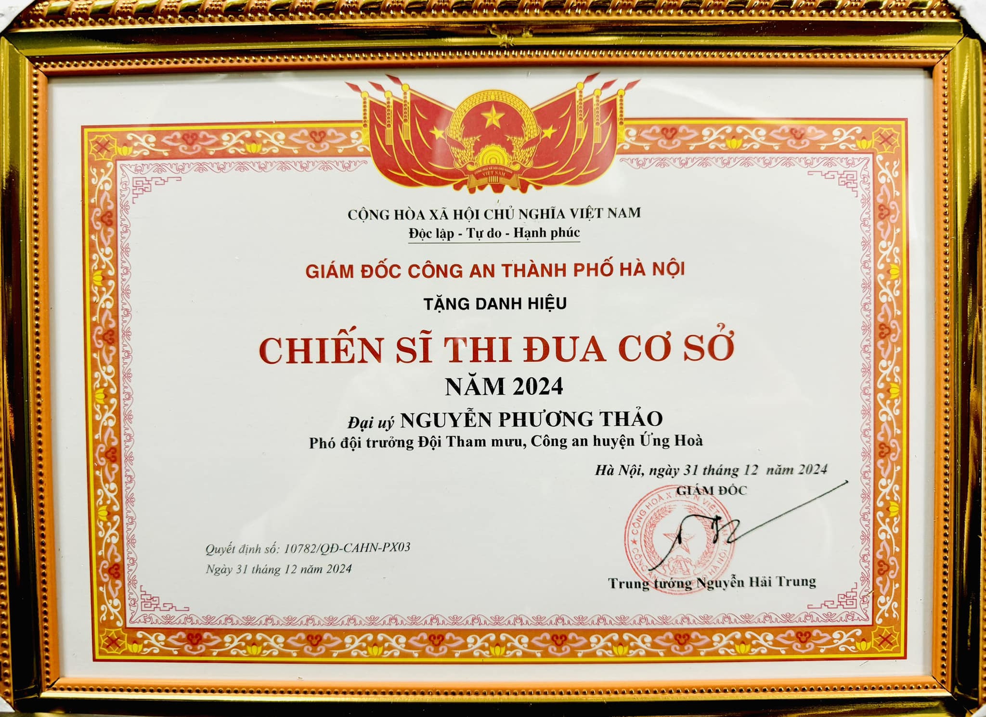 Đại uý Công an xinh đẹp, giỏi võ &quot;quật ngã&quot; quái xế ở Hồ Gươm: Tôi vẫn còn độc thân - Ảnh 9.