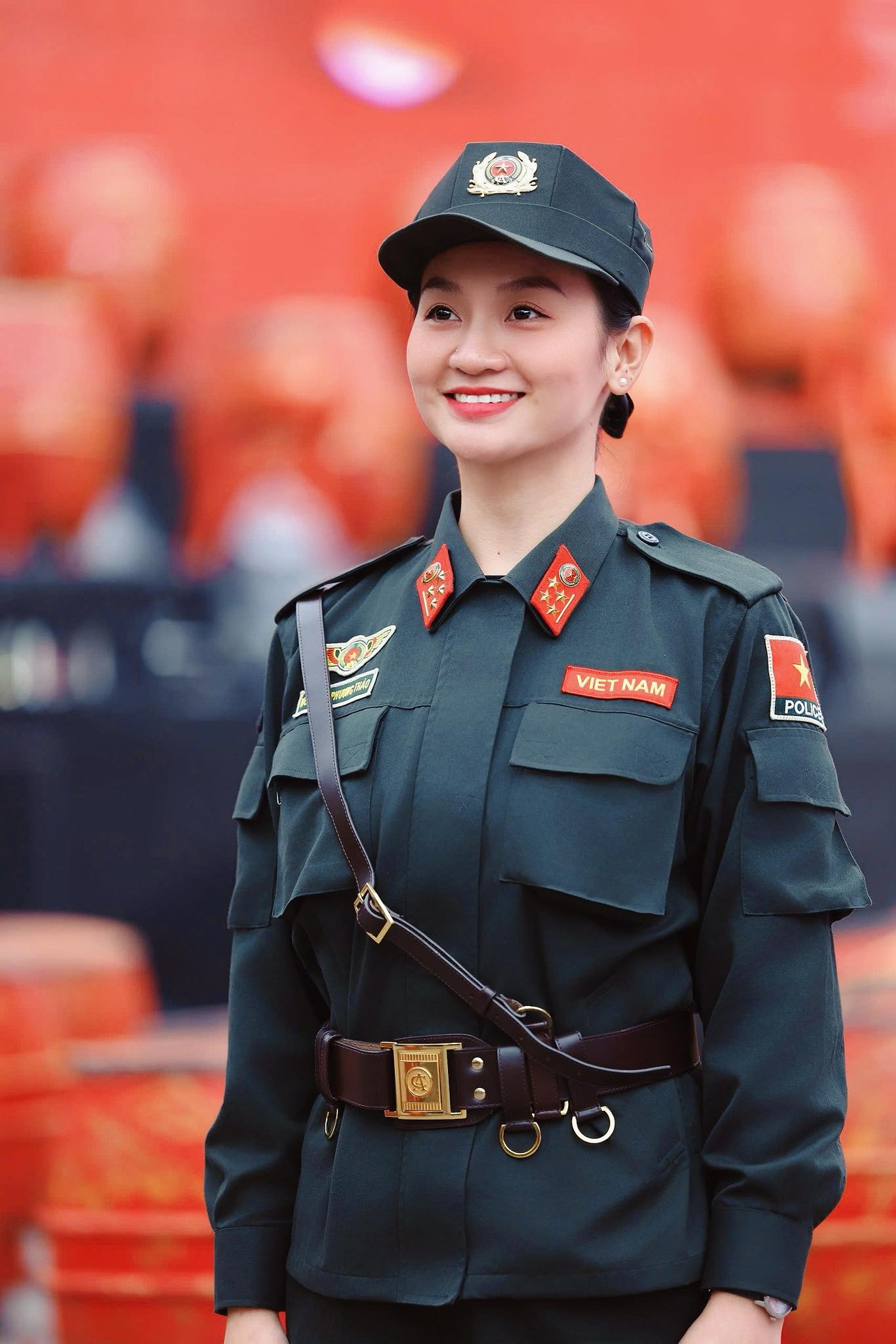 Đại uý Công an xinh đẹp, giỏi võ &quot;quật ngã&quot; quái xế ở Hồ Gươm: Tôi vẫn còn độc thân - Ảnh 2.
