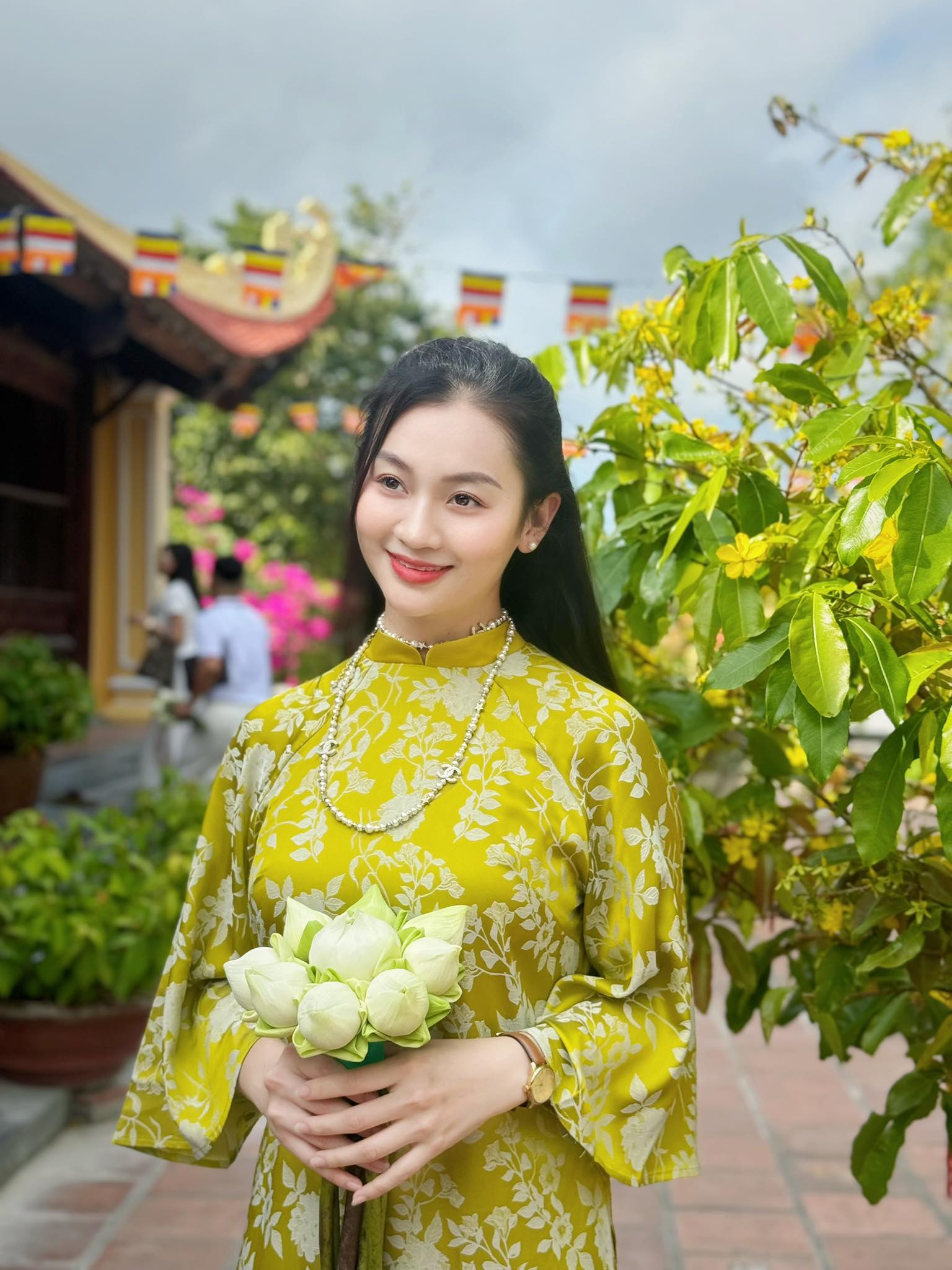 Đại uý Công an xinh đẹp, giỏi võ &quot;quật ngã&quot; quái xế ở Hồ Gươm: Tôi vẫn còn độc thân - Ảnh 12.