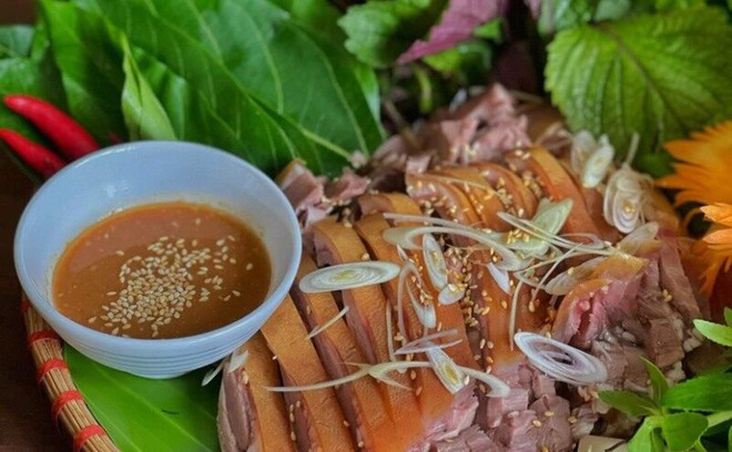 Món thịt đặc sản Việt Nam lên đài Hàn Quốc, du khách nhận xét: &quot;Là thịt ngon nhất trong đời tôi từng ăn!&quot; - Ảnh 6.