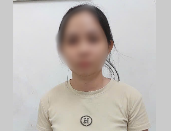 Bắt “hotgirl” Tạ Tiểu Nhi sinh năm 2000 - Ảnh 1.