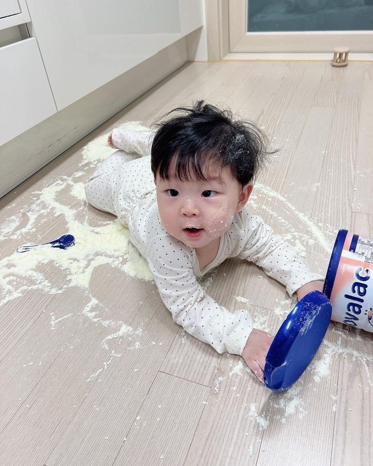 Những hành vi ở trẻ khiến bố mẹ 