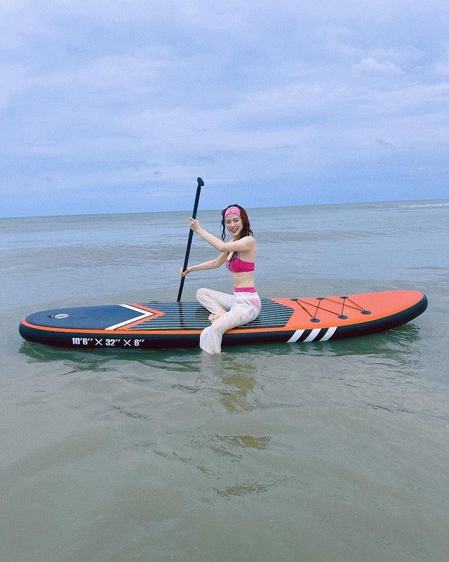 Ngọc nữ Việt - Thái đọ bikini: Baifern tuyệt sắc khuynh thành nhưng kín bưng, Ninh Dương Lan Ngọc sexy rung chuyển thị giác- Ảnh 30. Ngọc nữ Việt - Thái đọ bikini: Baifern tuyệt sắc khuynh thành nhưng kín bưng, Ninh Dương Lan Ngọc sexy rung chuyển thị giác- Ảnh 30.
