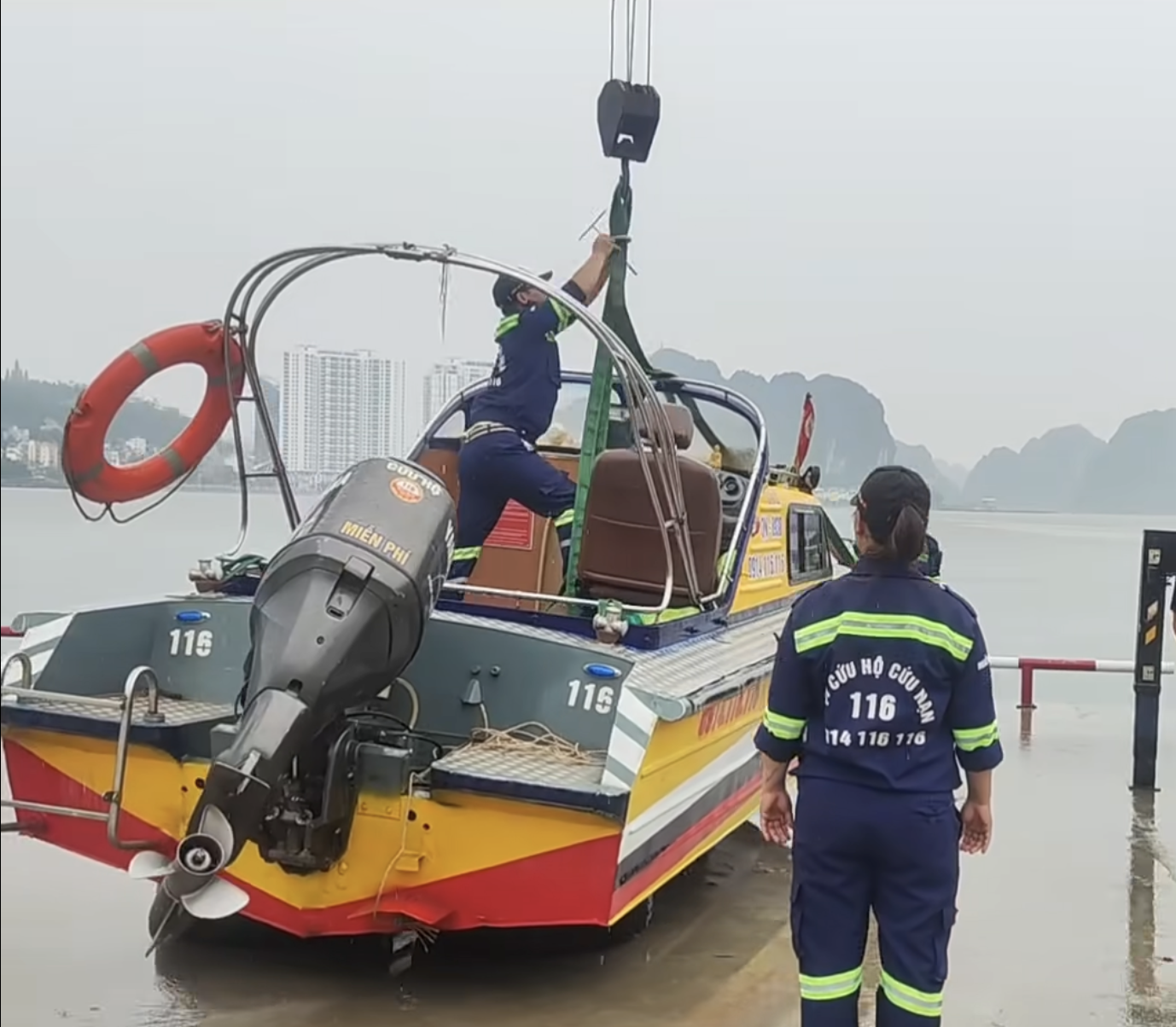 "60 triệu chuộc xác": Khi nỗi đau bị đem ra mặc cả và những “cuộc thương lượng trên sông” từ lời kể của Đội 116 - Ảnh 5. "60 triệu chuộc xác": Khi nỗi đau bị đem ra mặc cả và những “cuộc thương lượng trên sông” từ lời kể của Đội 116 - Ảnh 5.