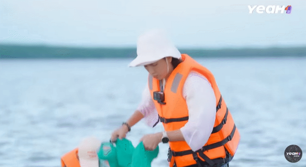 'Gia đình Haha' tập 10: Cười nghiêng ngả với 'vũ điệu cào nghêu', Ái Phương thu hoạch đầy tay, Duy Khánh liều mình 'còn nước còn tát'- Ảnh 5.