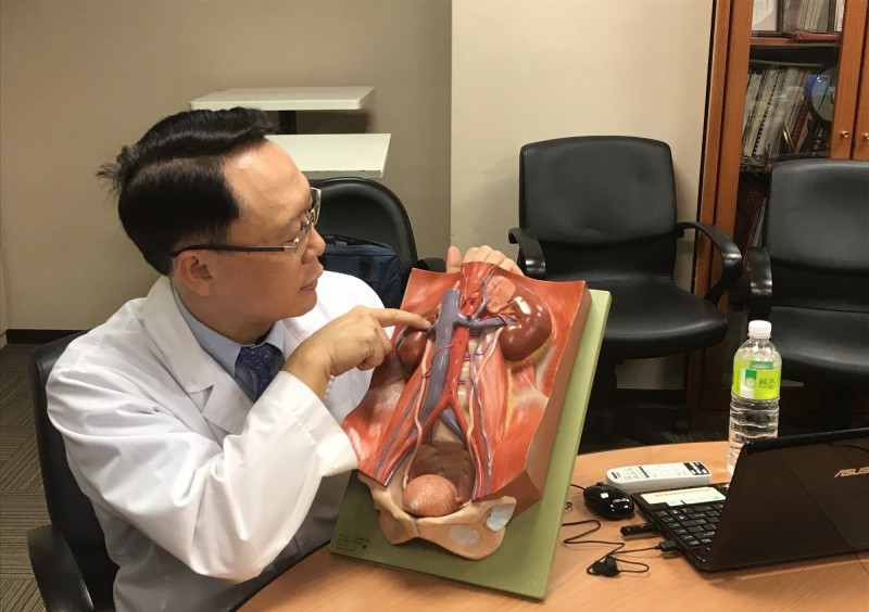 Mách bạn 7 dấu hiệu ung thư rất nhiều nam giới gặp phải nhưng không biết hỏi ai, bỏ lỡ rồi hối hận - Ảnh 2. Mách bạn 7 dấu hiệu ung thư rất nhiều nam giới gặp phải nhưng không biết hỏi ai, bỏ lỡ rồi hối hận - Ảnh 2.