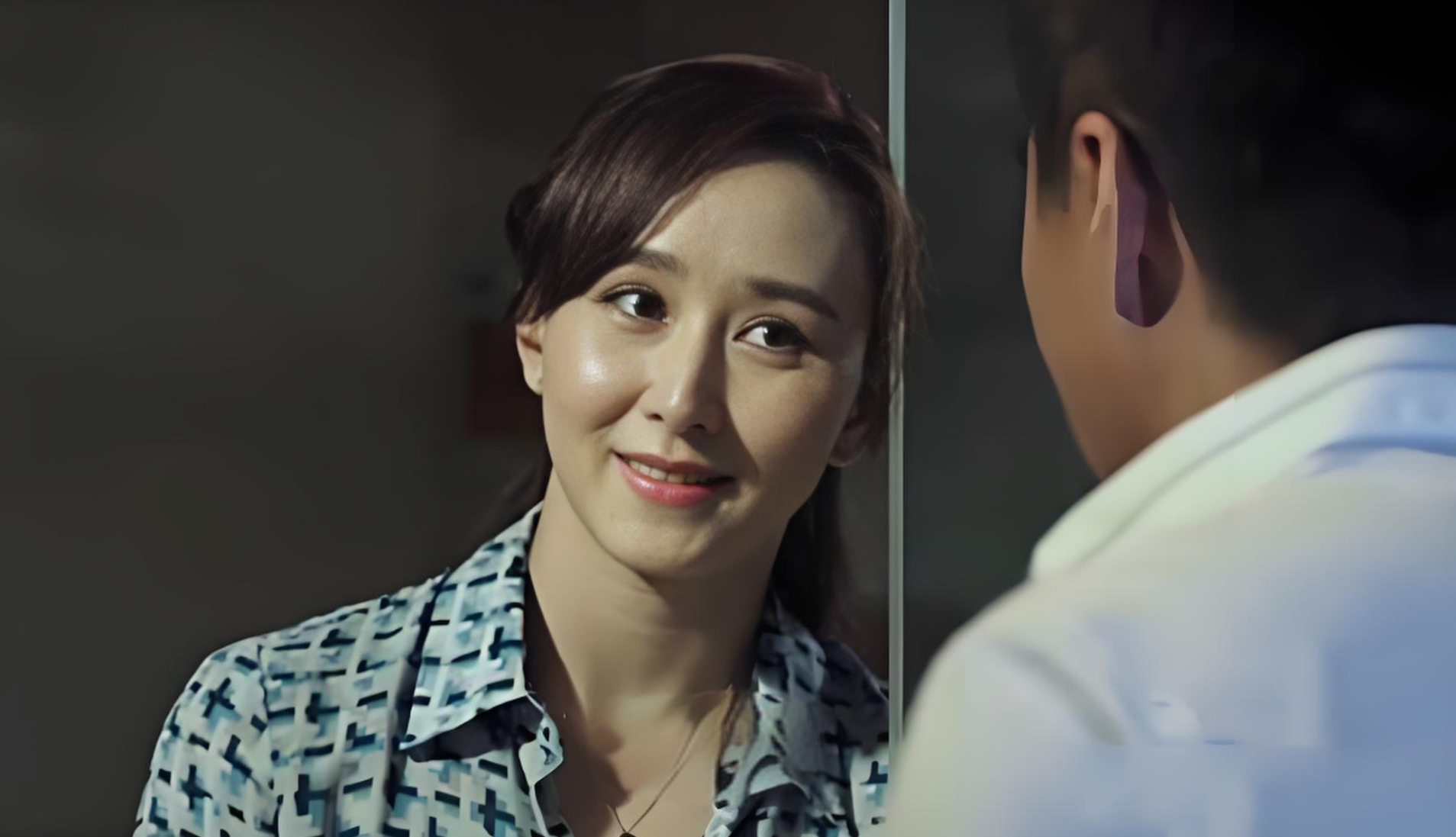 Đưa vợ đi ăn cùng vài người bạn mà tôi muốn độn thổ, sau buổi đó, có người còn rỉ tai nói với tôi một câu xấu hổ tới cực điểm- Ảnh 1. Đưa vợ đi ăn cùng vài người bạn mà tôi muốn độn thổ, sau buổi đó, có người còn rỉ tai nói với tôi một câu xấu hổ tới cực điểm- Ảnh 1.