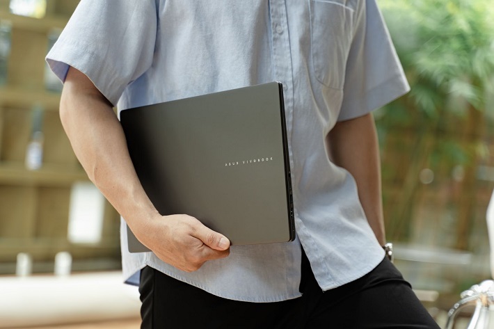 Cùng ASUS vào mùa tựu trường 2025 với loạt laptop AI mỏng nhẹ, hiệu năng cao- Ảnh 3. Cùng ASUS vào mùa tựu trường 2025 với loạt laptop AI mỏng nhẹ, hiệu năng cao- Ảnh 3.