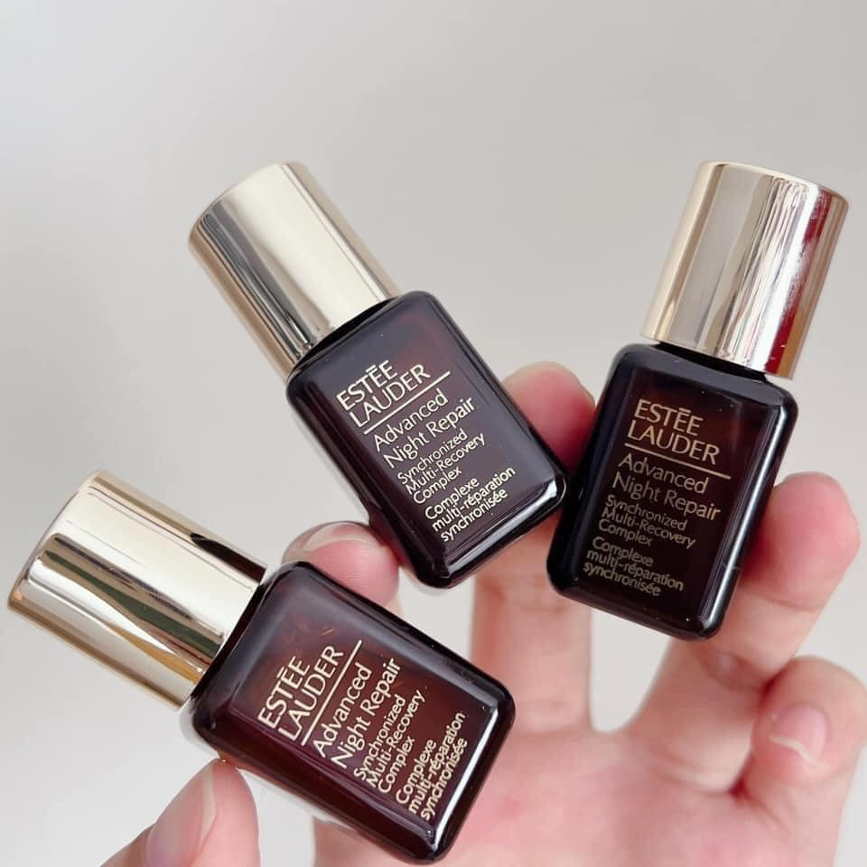 Chị em ngoài 30 tuổi rất cần: 5 serum được ví như "nước thần" hồi sinh làn da sau 1 đêm - Ảnh 2. Chị em ngoài 30 tuổi rất cần: 5 serum được ví như "nước thần" hồi sinh làn da sau 1 đêm - Ảnh 2.