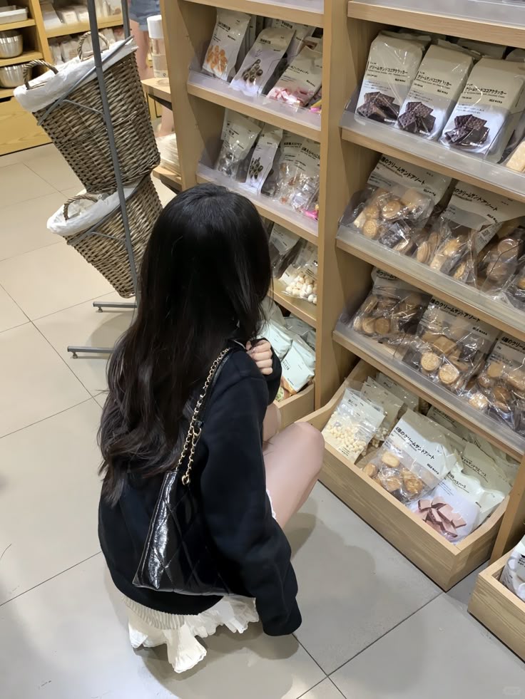 Đi siêu thị mà làm 6 việc này thì chẳng khác nào ném tiền qua cửa sổ- Ảnh 2. Đi siêu thị mà làm 6 việc này thì chẳng khác nào ném tiền qua cửa sổ- Ảnh 2.
