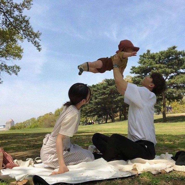 Thay vì áp đặt, chỉ đạo con phải làm theo ý mình, bố mẹ hãy giúp con rèn luyện tính tự lập và tự giác- Ảnh 3.