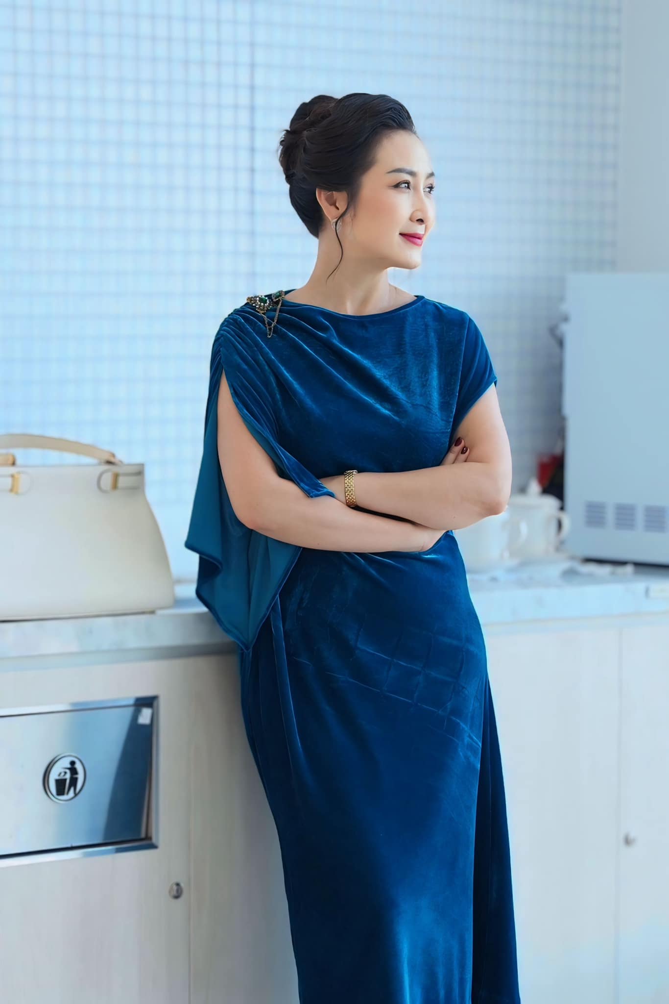 khanh-huyen-lam-thermage3-17556729063401512619679.jpg